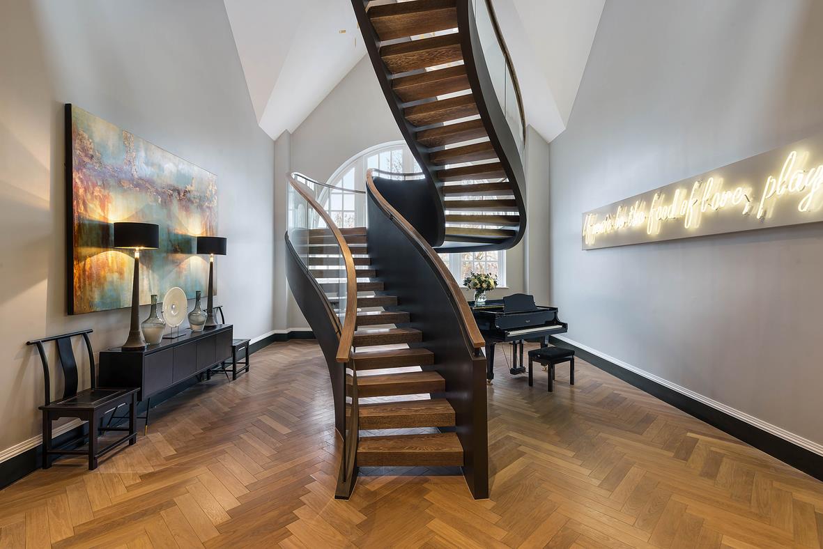 Property Image cfa0369f-2aed-4409-8c67-16f84e6c04ff