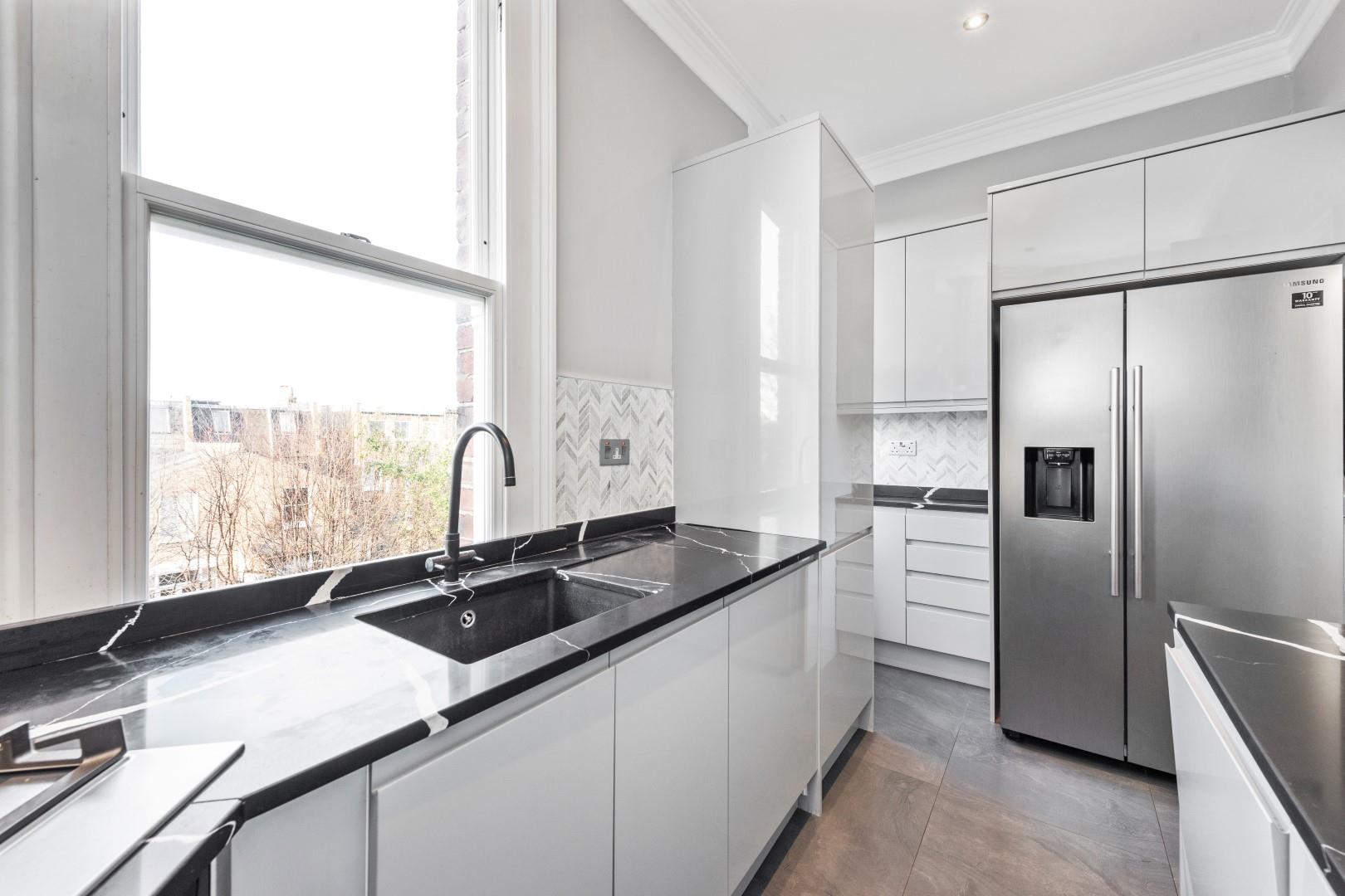 Property Image cfa38956-d3d2-44fe-95cc-1a6642d038d1