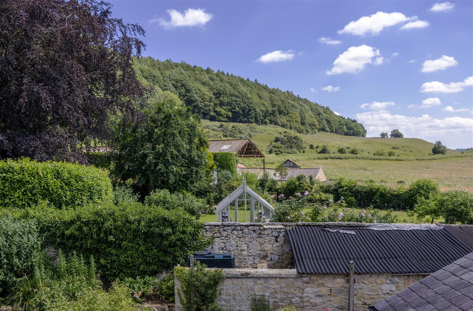 Property Image cfb9e717-4c0b-436a-88f3-1818a8b5a7c0