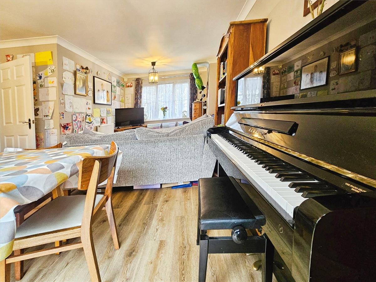 Property Image cfbb52ab-ef7a-4362-b32c-a08059d16183