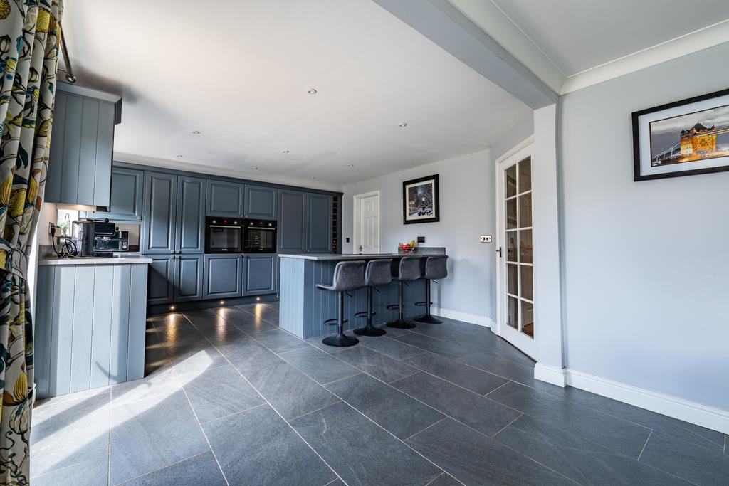 Property Image cfbdef0e-ecac-4642-a2d8-2f46854df573