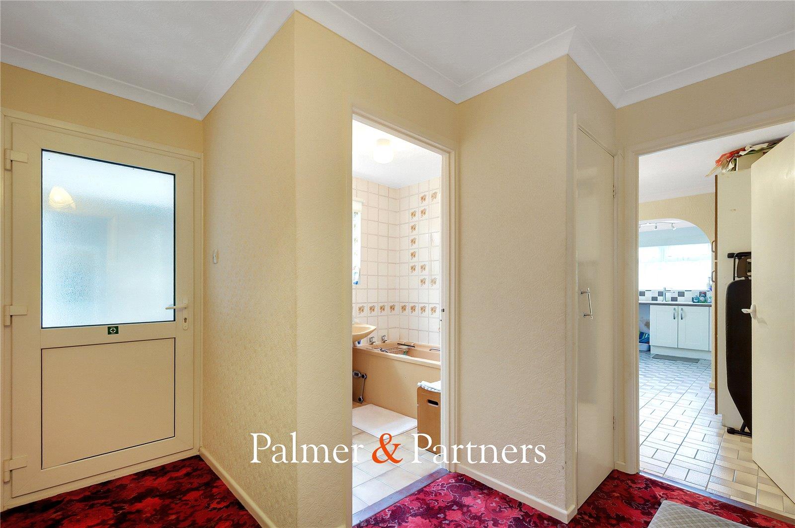 Property Image cfc3a384-67d7-4036-937d-cb20ca9325d2