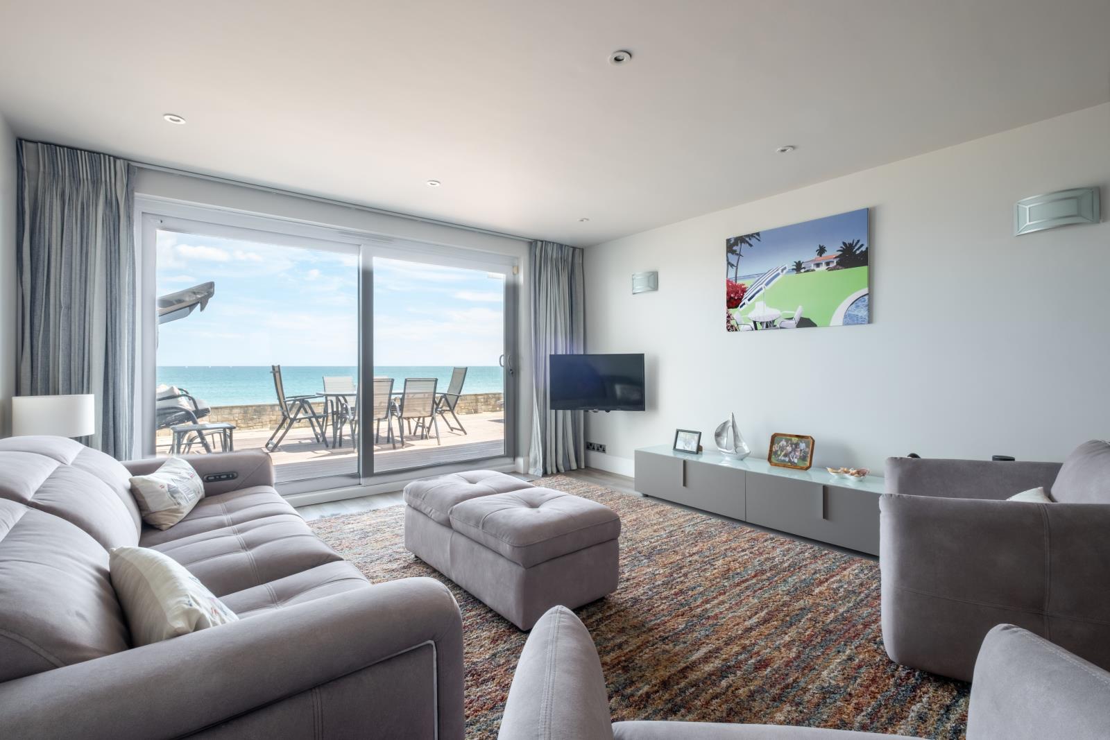 Property Image cfece75a-d5ab-43df-95cb-ebccc0fde166