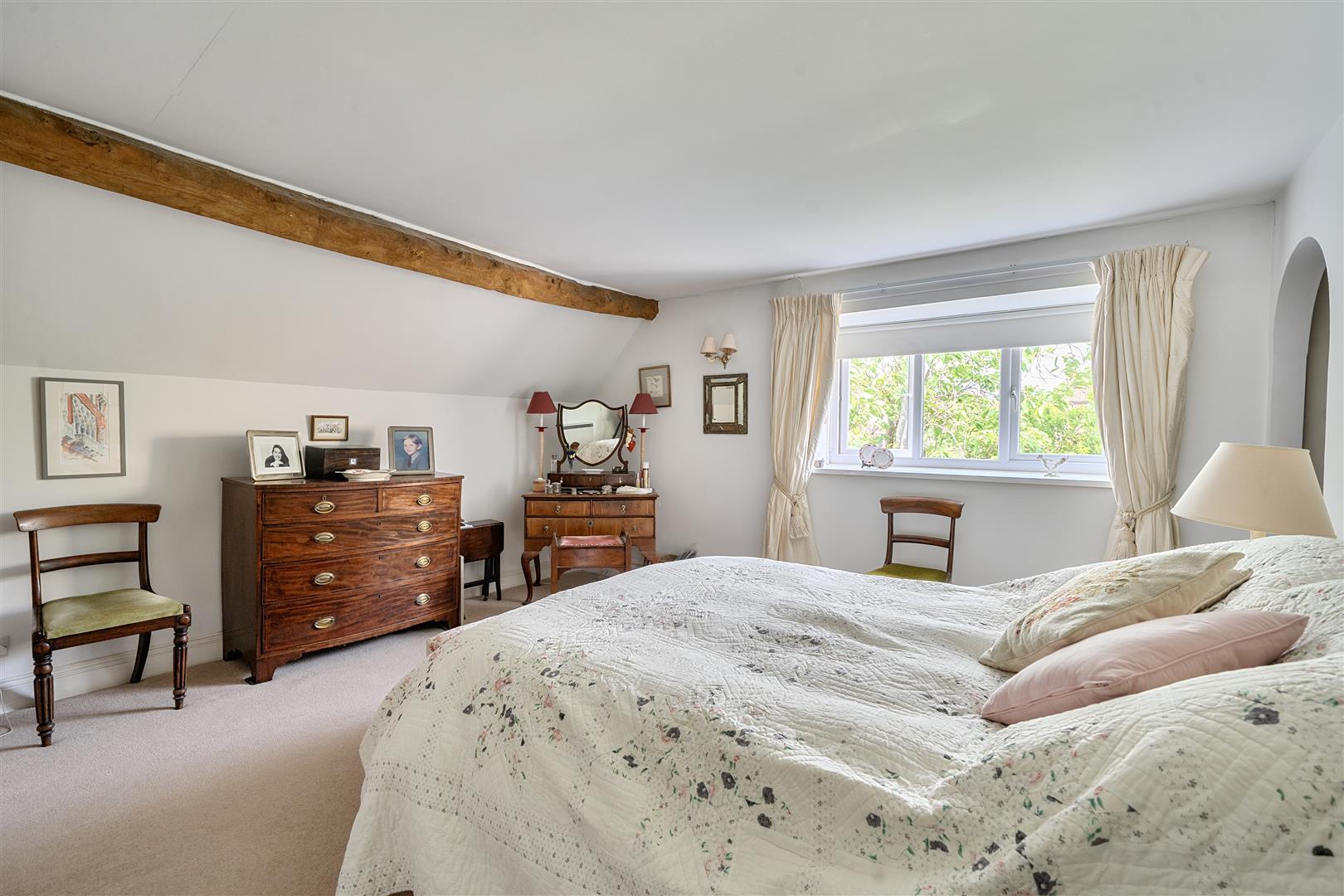 Property Image cffc1876-a2db-4091-8851-882203ea9172