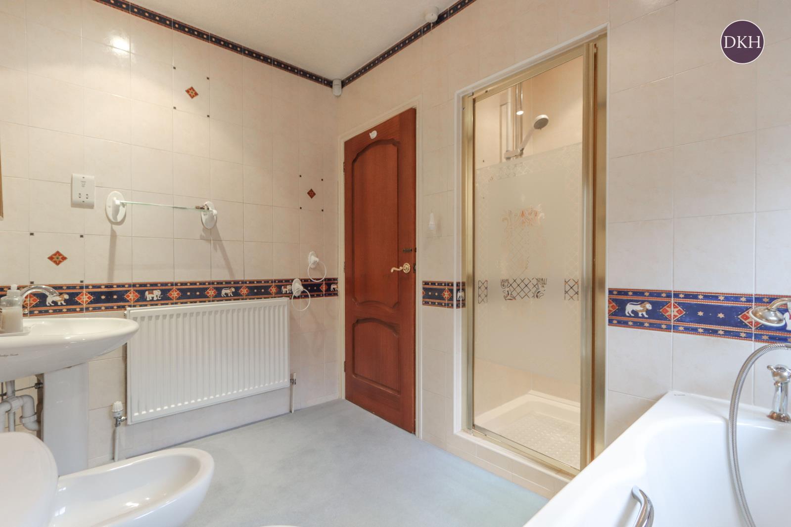 Property Image d003f682-f3b3-4578-be82-fb71131bee67