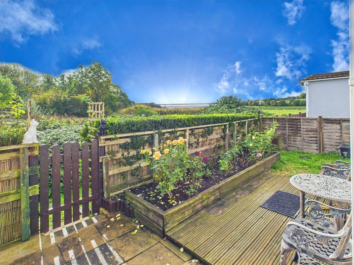 Property Image d00abbe0-7d13-4ea6-9f47-8d380b379f70