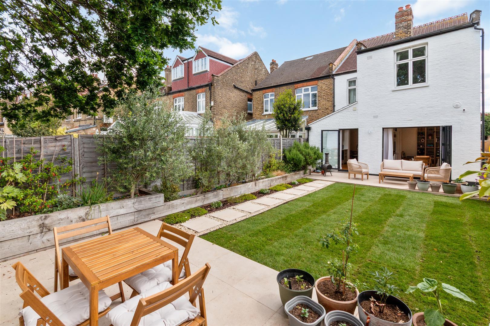 Property Image d01b4cb6-7746-44b5-ab53-03ad9ee69cf1