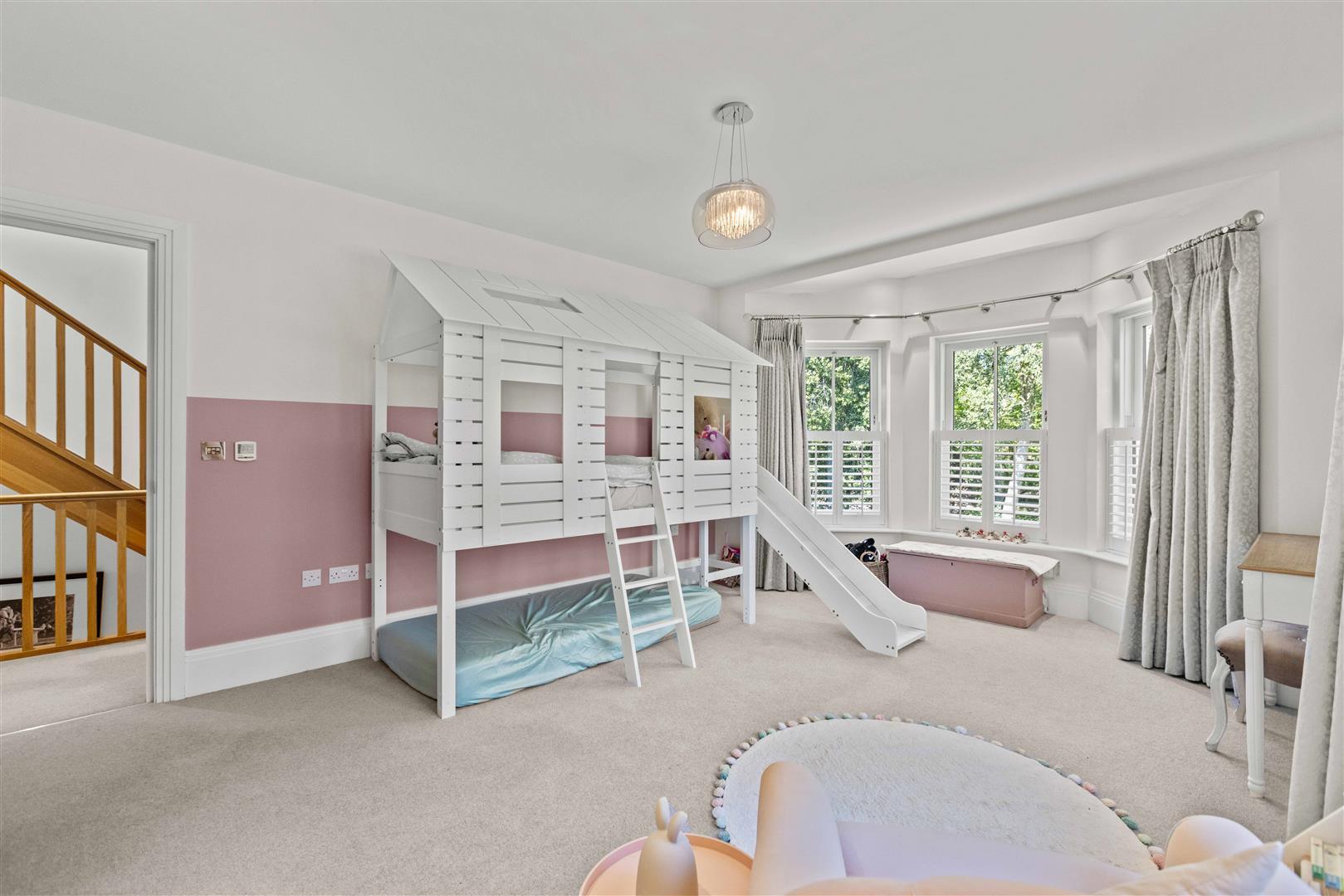 Property Image d02f9039-8662-4738-b99d-b3dcc622c02d
