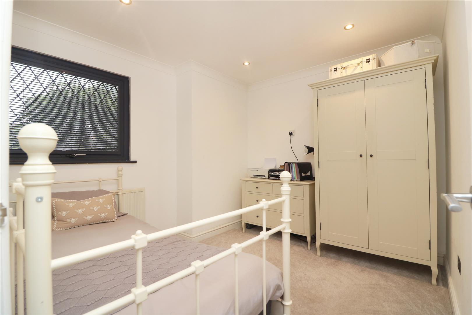 Property Image d031960c-72d7-4903-a295-45390d3ce113