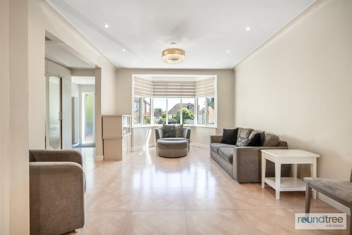 Property Image d031e19e-36b0-4d1d-b233-f7d9ab635f40