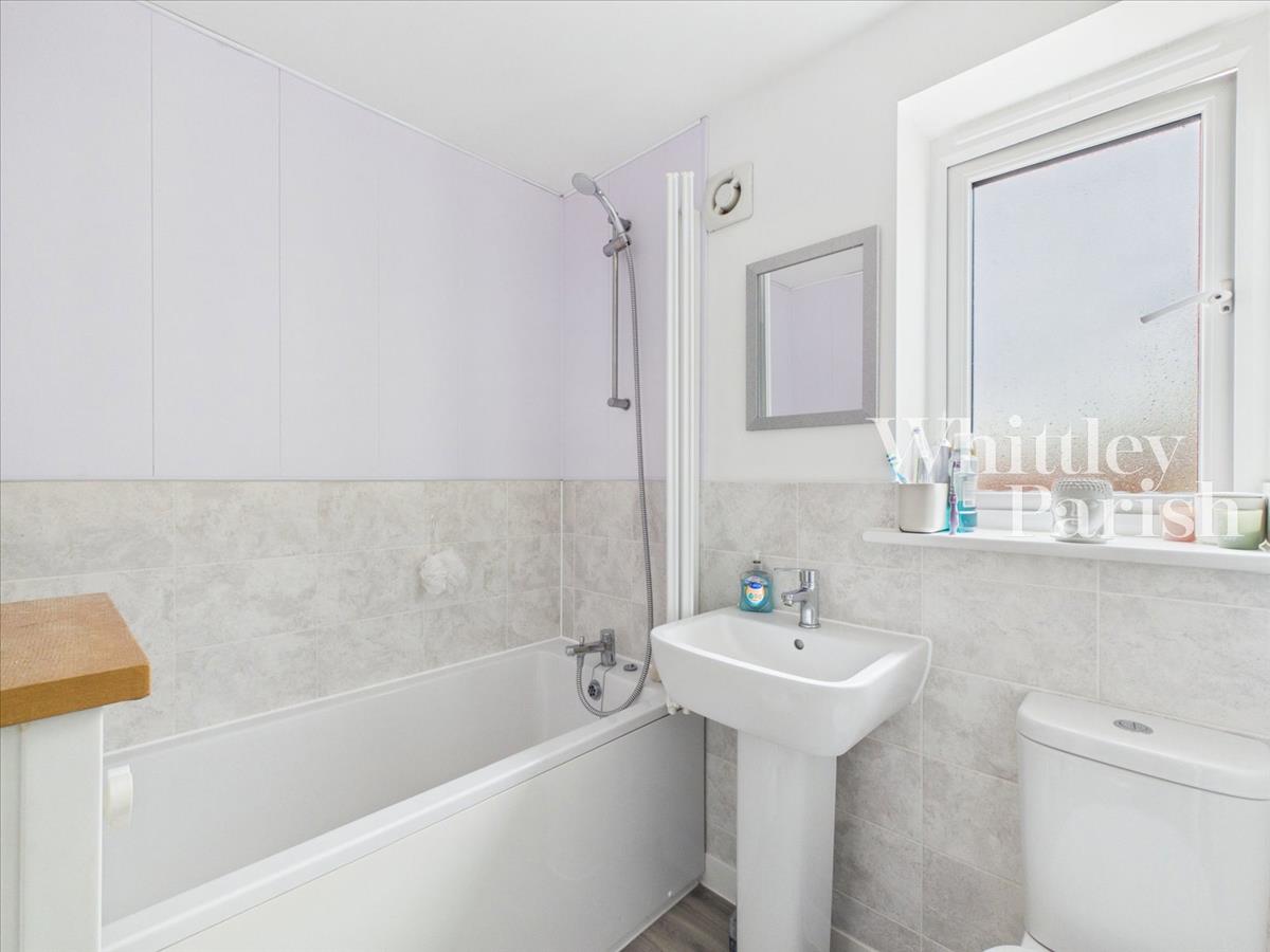 Property Image d036bee9-4458-4ab9-99bb-1caaa6f187df
