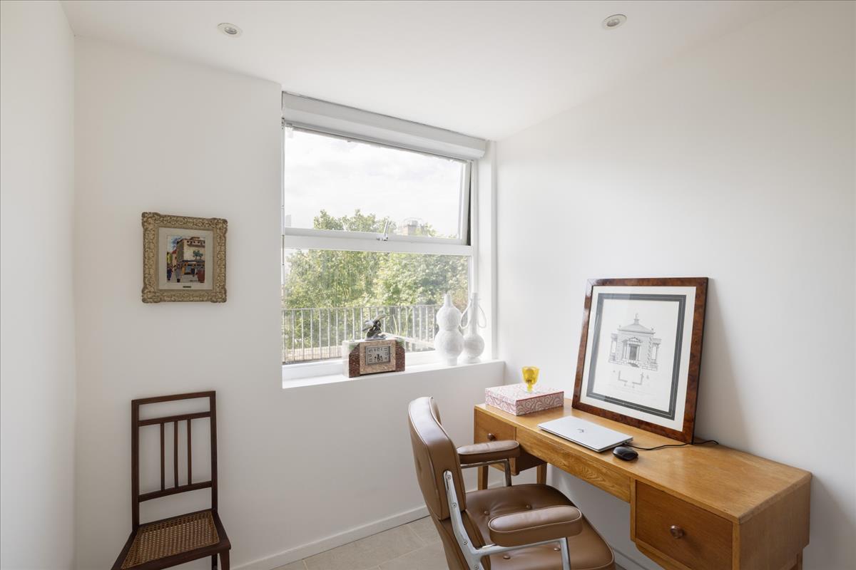 Property Image d03c03d6-79a5-43f8-8748-e49688b1badf