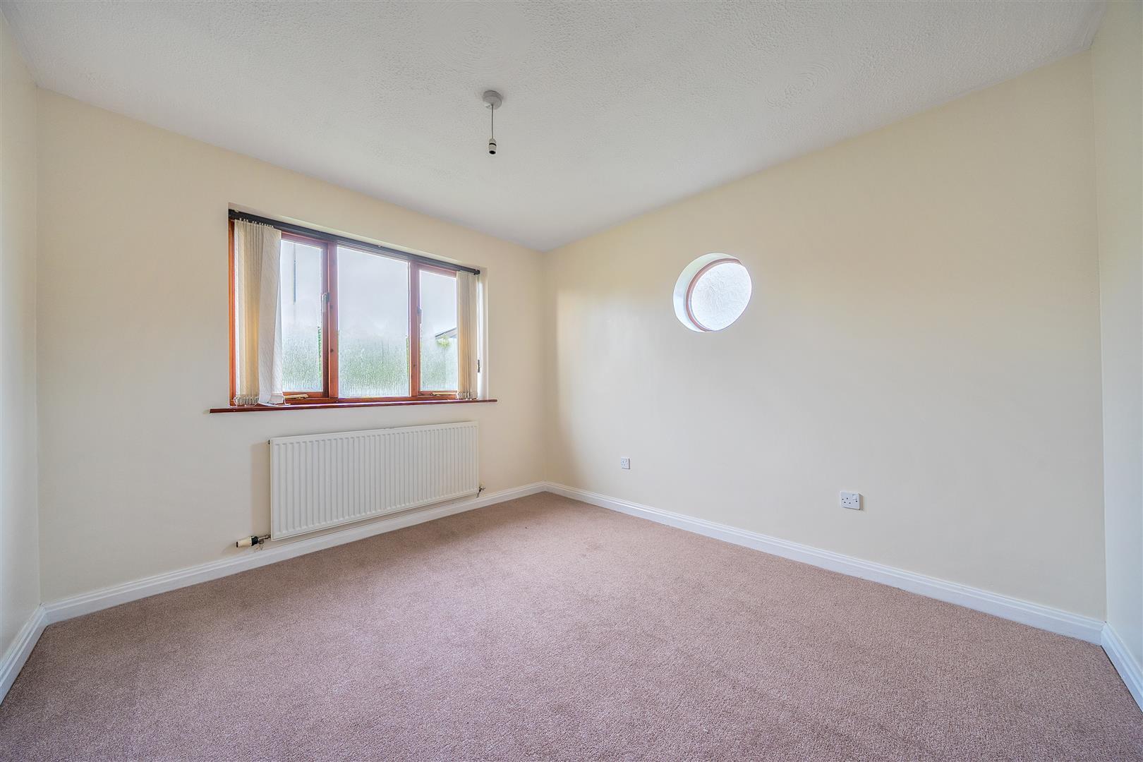Property Image d049a605-c246-47a9-b199-1b99f5430d83