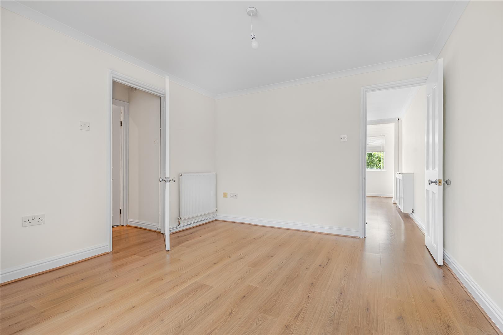 Property Image d0549570-7fdc-4a71-8465-e9c91af39a8a