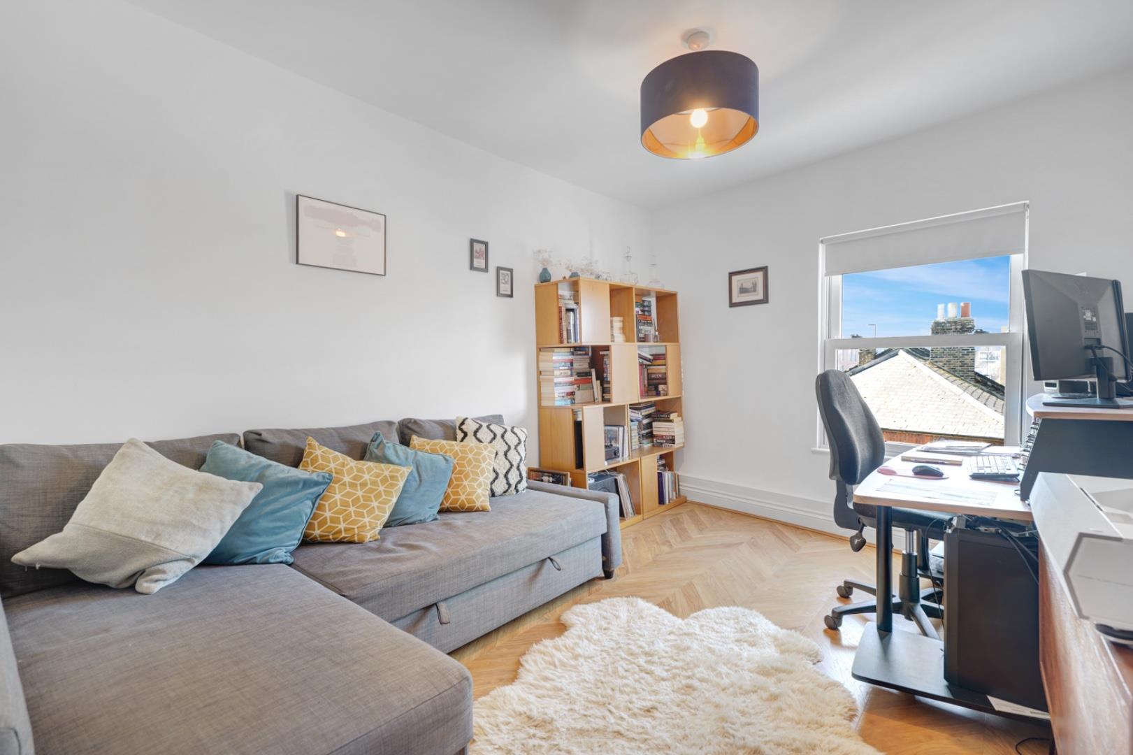 Property Image d061bde0-ec43-41fa-8c81-c615983421fa