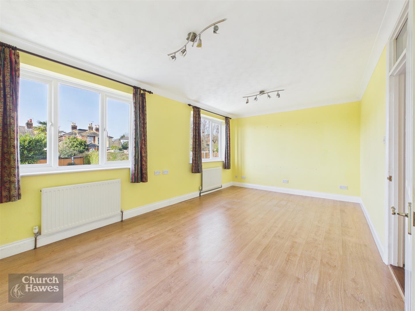 Property Image d062ab15-8618-42fd-b7ed-37ee1d644e4f