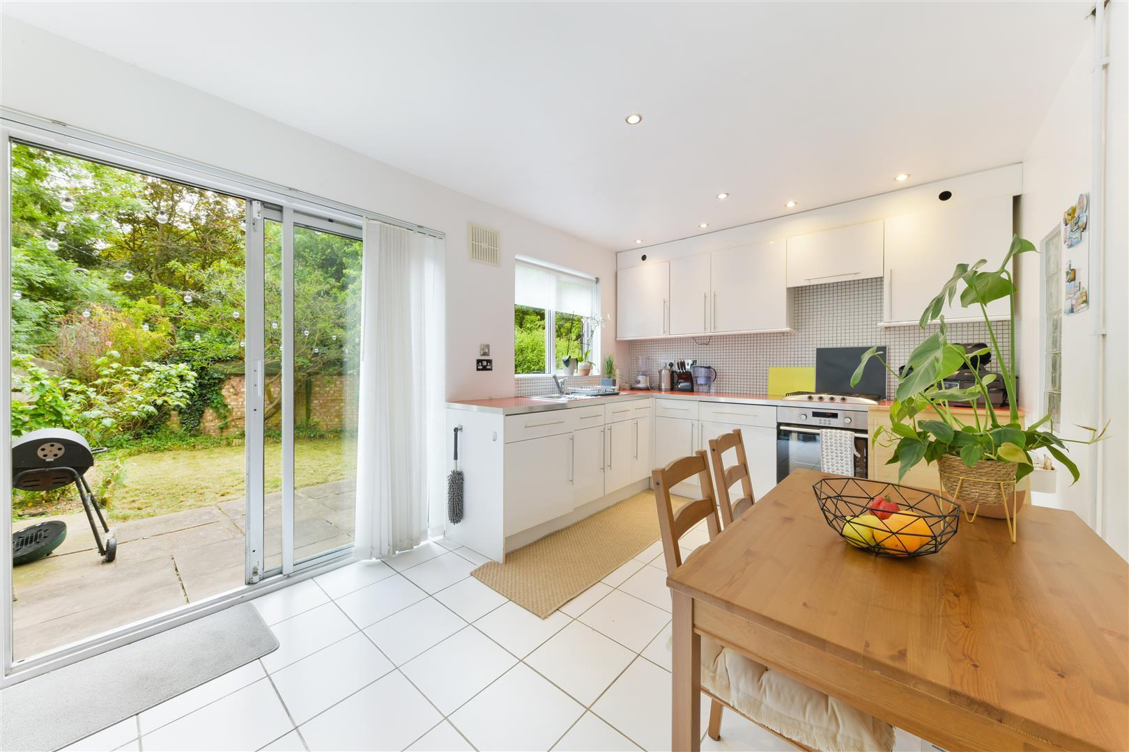 Property Image d077afee-c98b-4df1-a4cc-8d7f41a7adc5