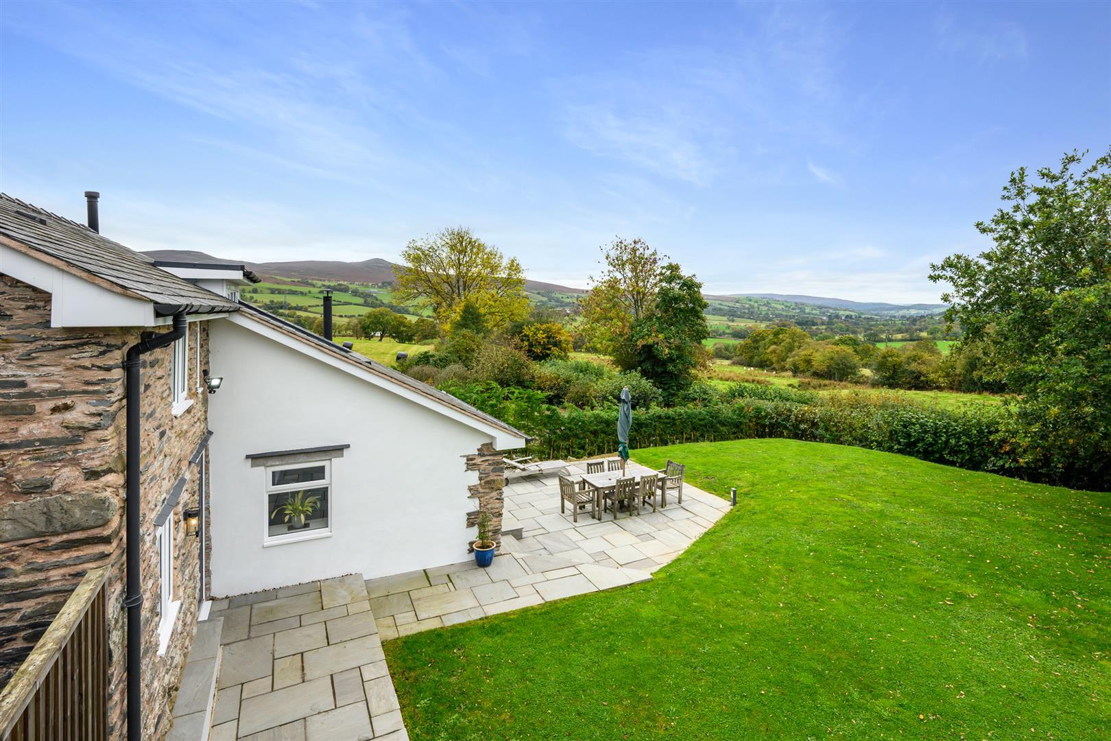 Property Image d086b853-f588-4ecd-938d-ab03296e943d