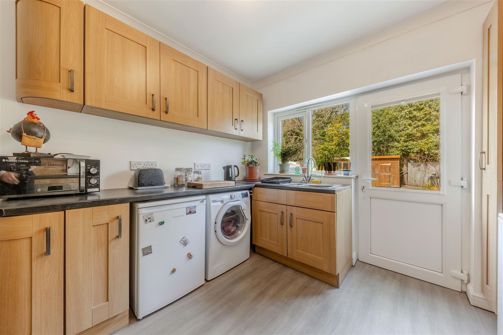 Property Image d092f53c-1905-4c47-8192-1243d1b63824