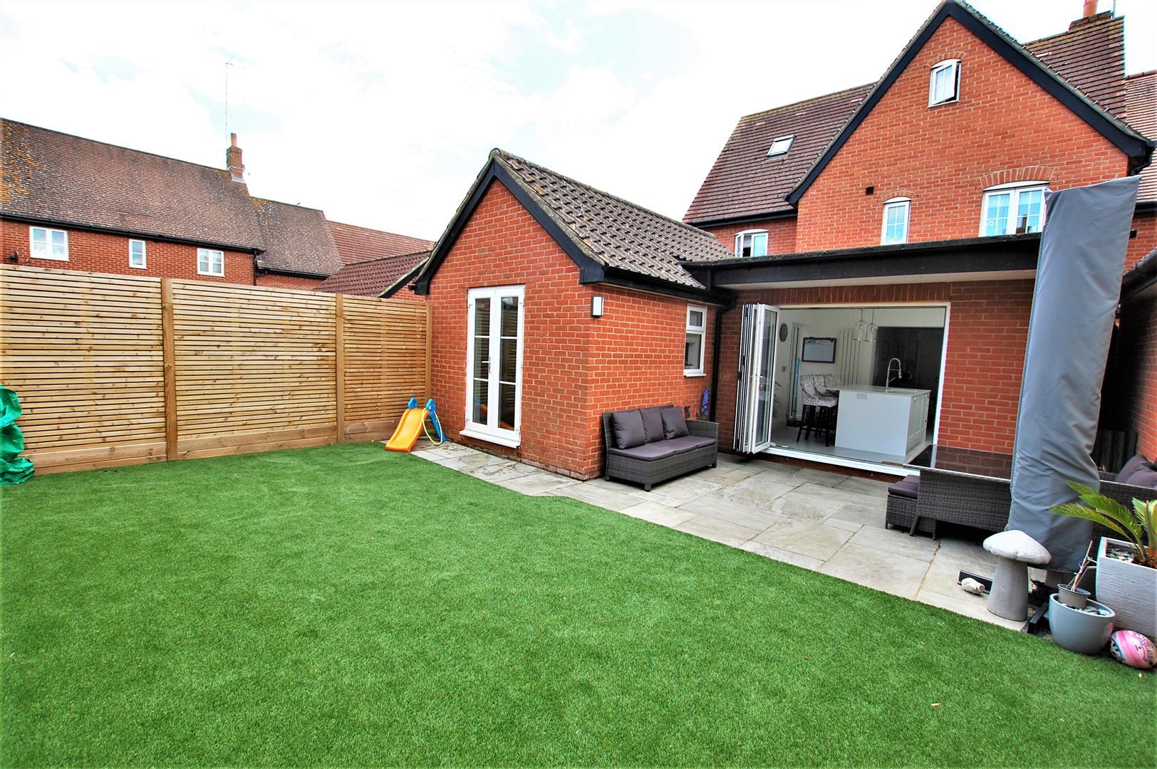 Property Image d0a90d5b-8ddd-431d-9c98-a70565c7d42c