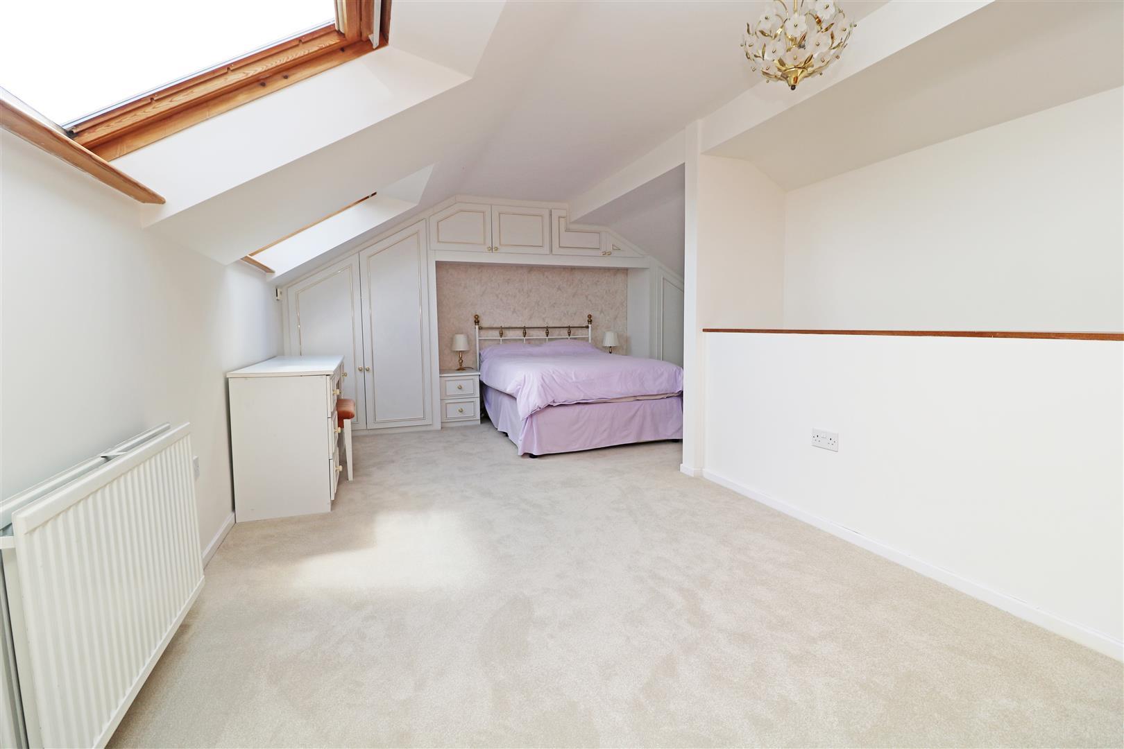 Property Image d0ad484d-be33-4b4b-bcc3-7a6170c6a6db