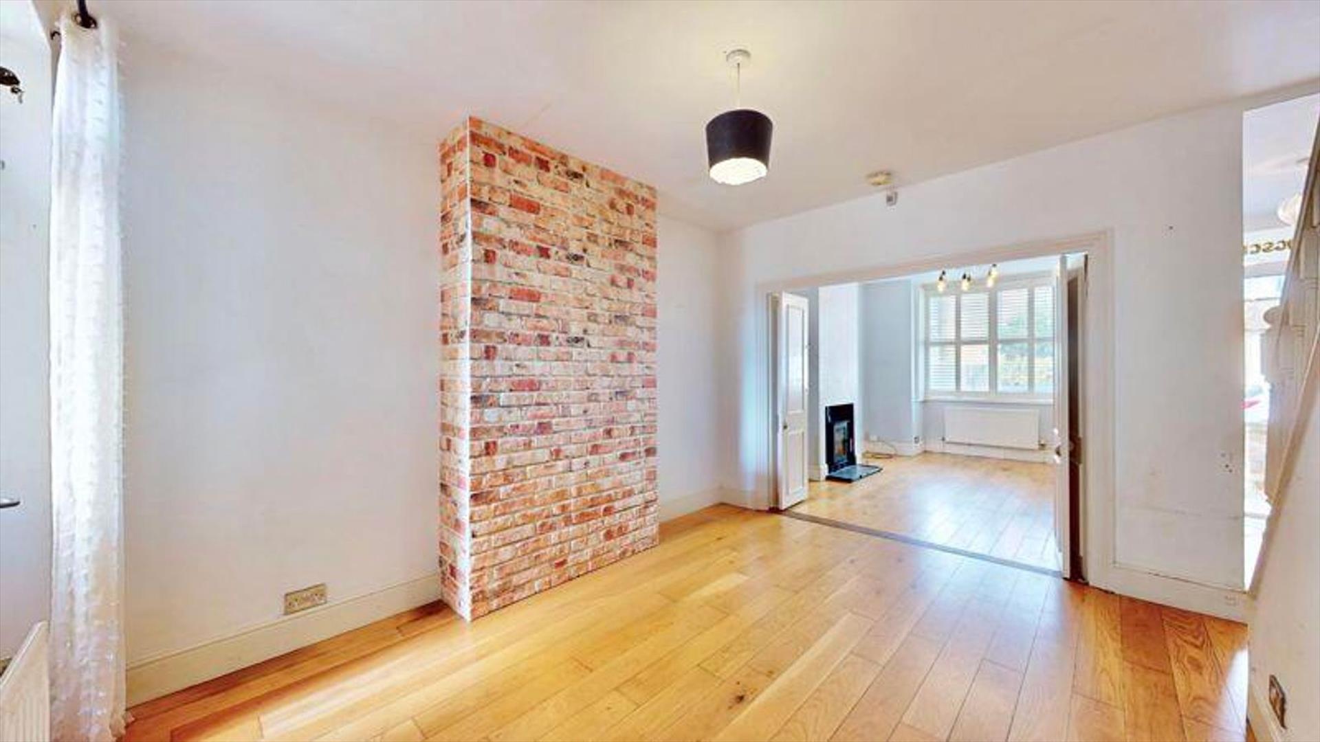Property Image d0b647ff-00d4-4e6c-9dae-2a36b64f6d40