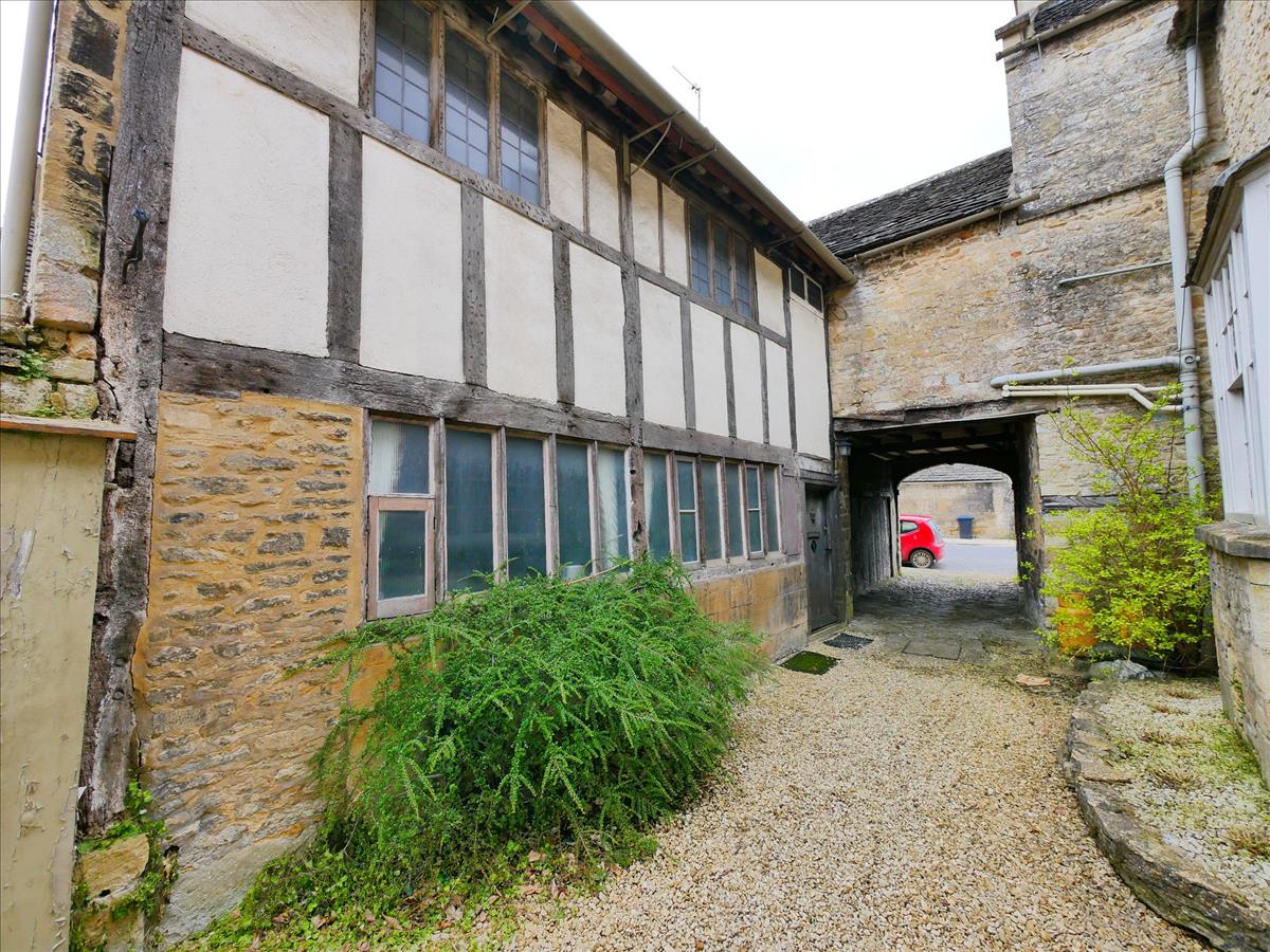 Property Image d0cbcf55-ae9d-437e-857d-66da39c7e4b4
