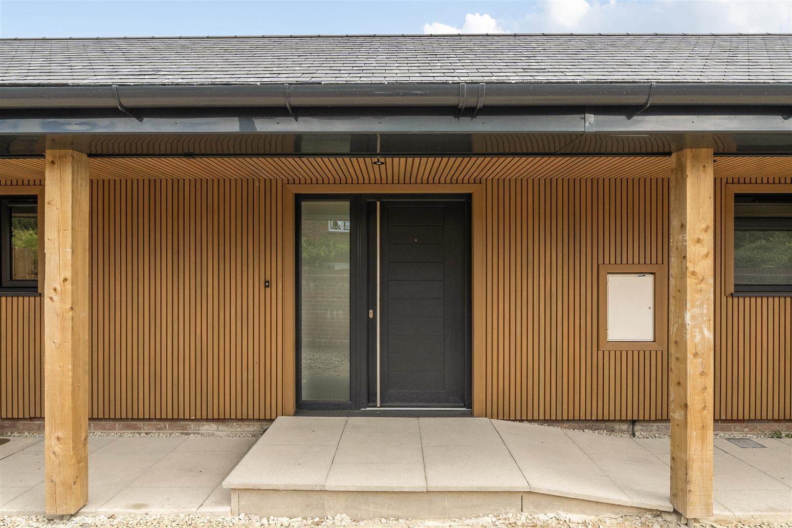 Property Image d0d44b6e-7ba4-45d4-af51-390b7c7a9f4b