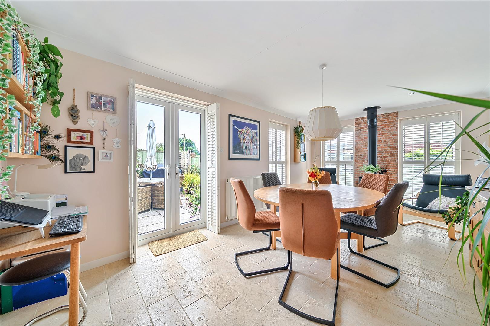 Property Image d0dfd8c3-82ee-4a7f-8a56-2812a094afa5