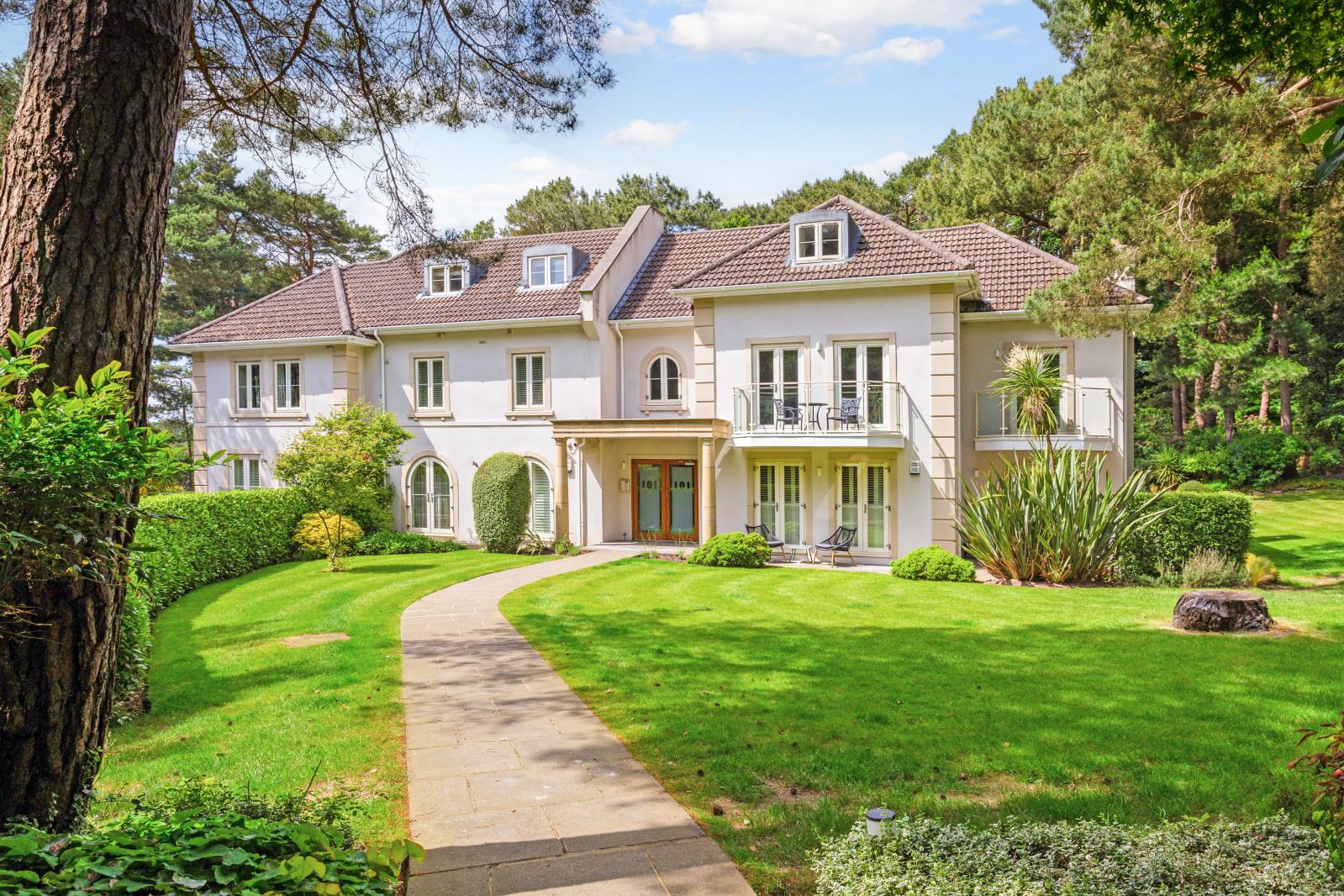 Property Image d0e7ad95-203e-4539-a0e0-bcfa50302dbc