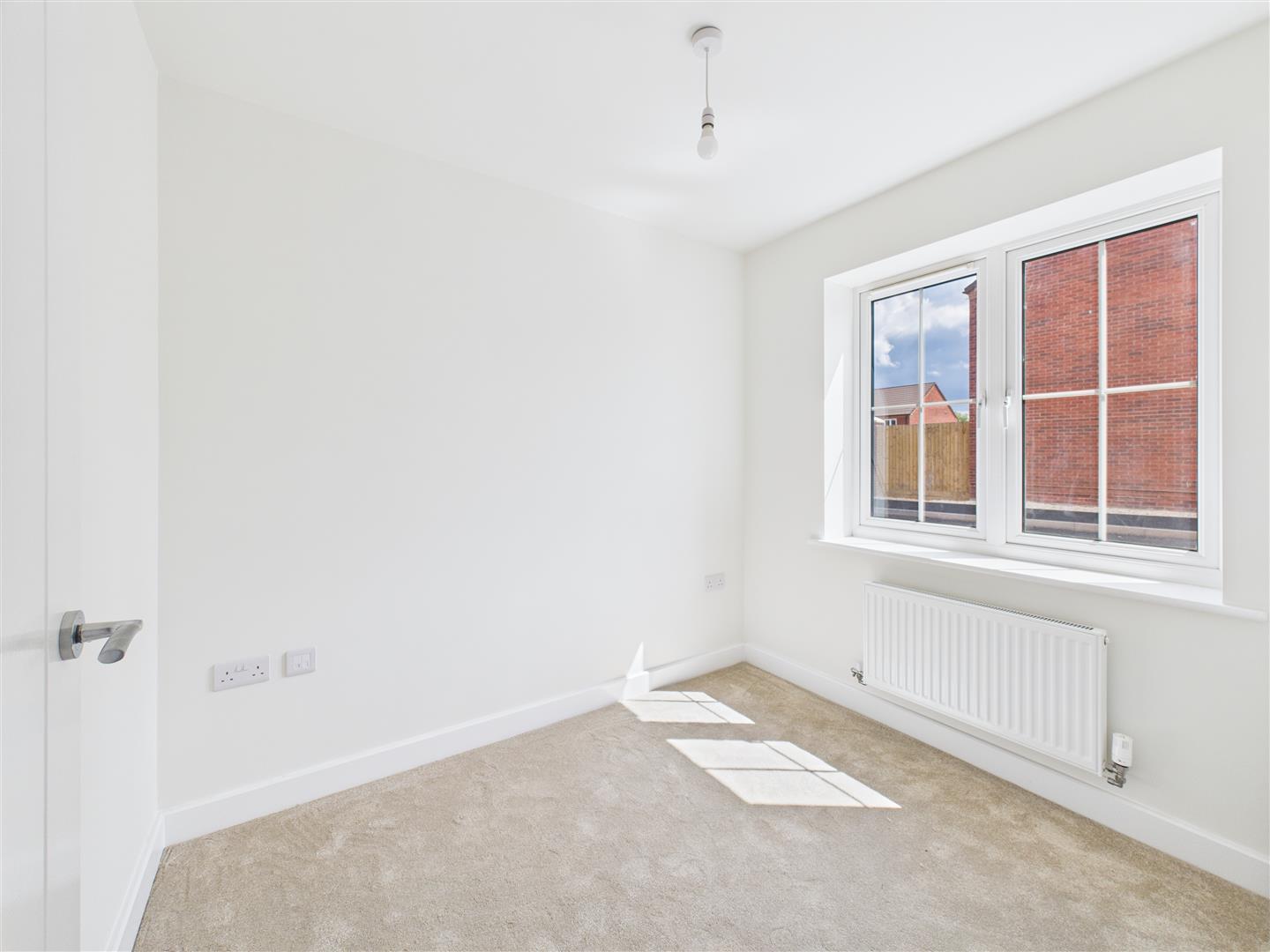 Property Image d0e97647-f1b2-48aa-ab81-f5978e226782