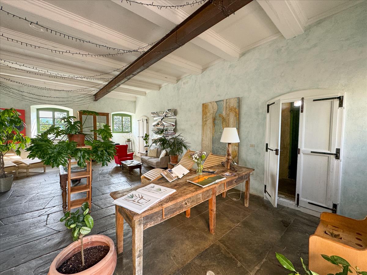 Property Image d101e04b-cf94-4590-ba56-9e3c2450c056