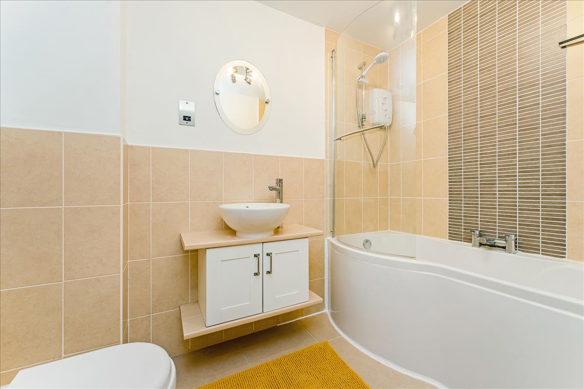 Property Image d103aecf-73ce-4b9c-b11a-e54af949f0fc