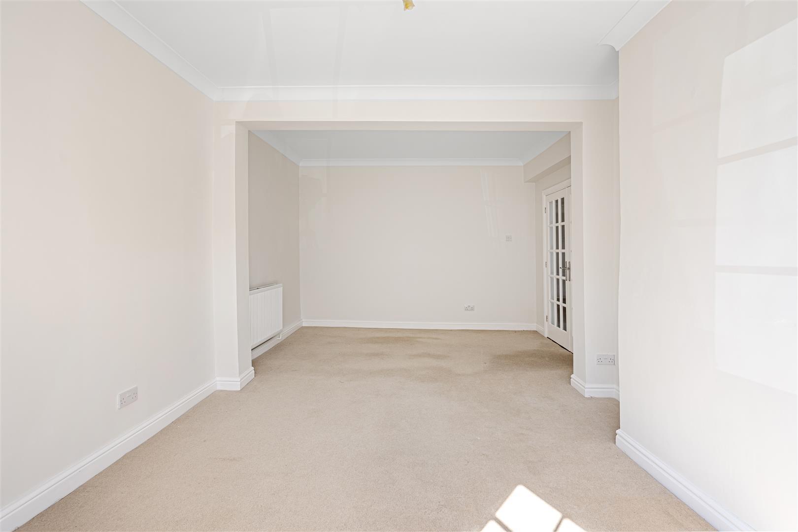Property Image d1225375-e057-406e-ad87-88d88bd251fc