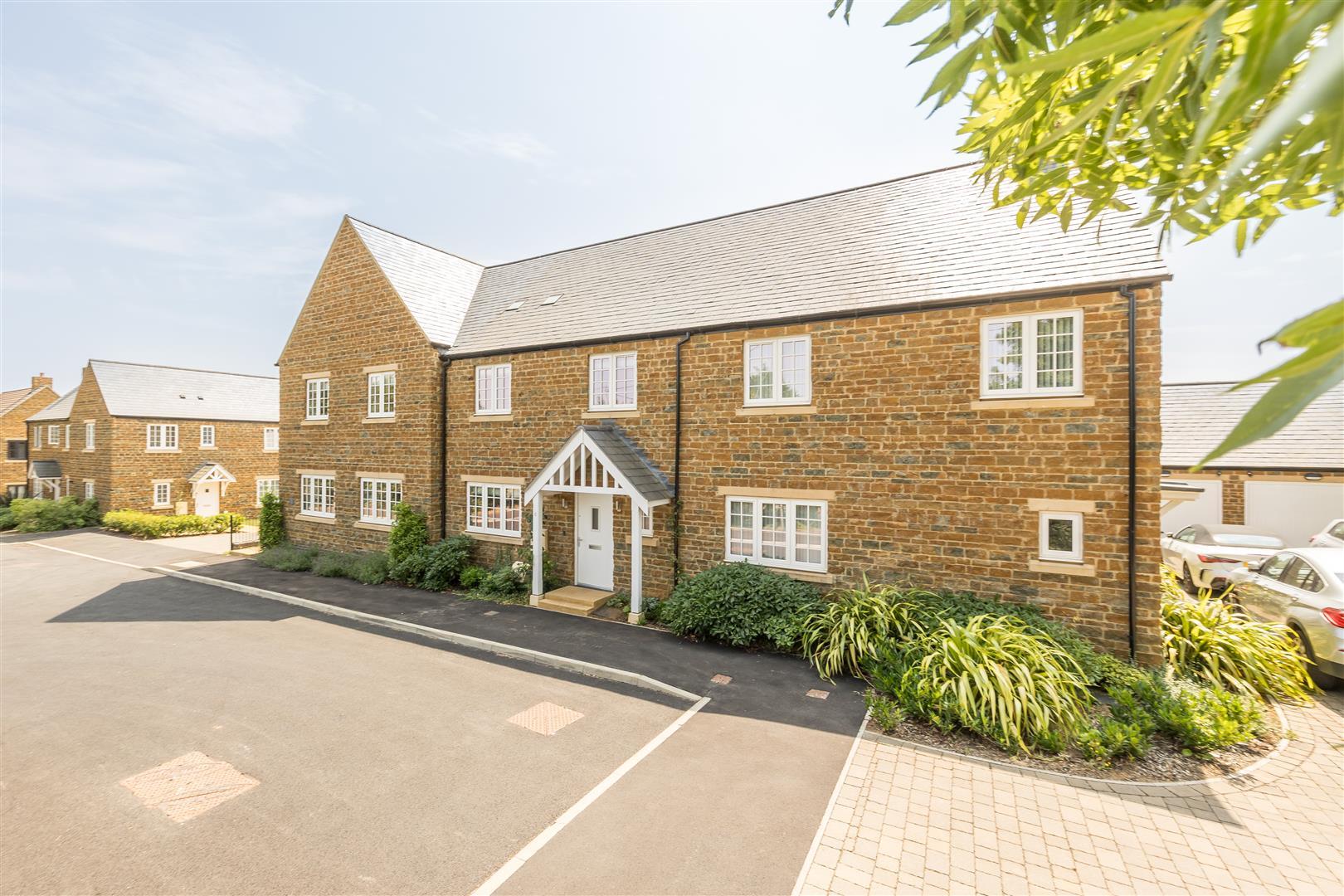 Property Image d12c257e-7b76-4f4a-a31e-aefb4dce88fe
