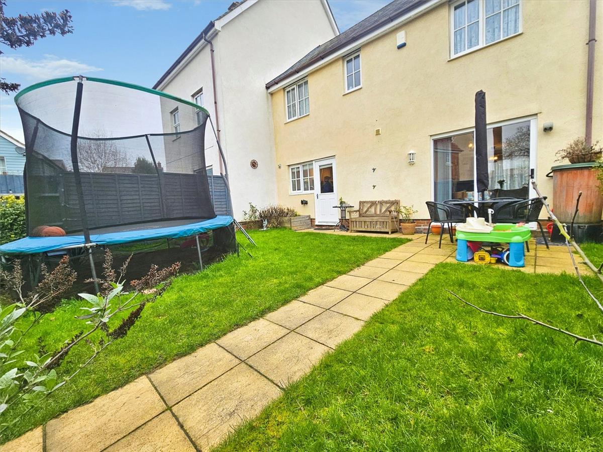 Property Image d133c27a-90f7-4043-885b-35523be7b5f1