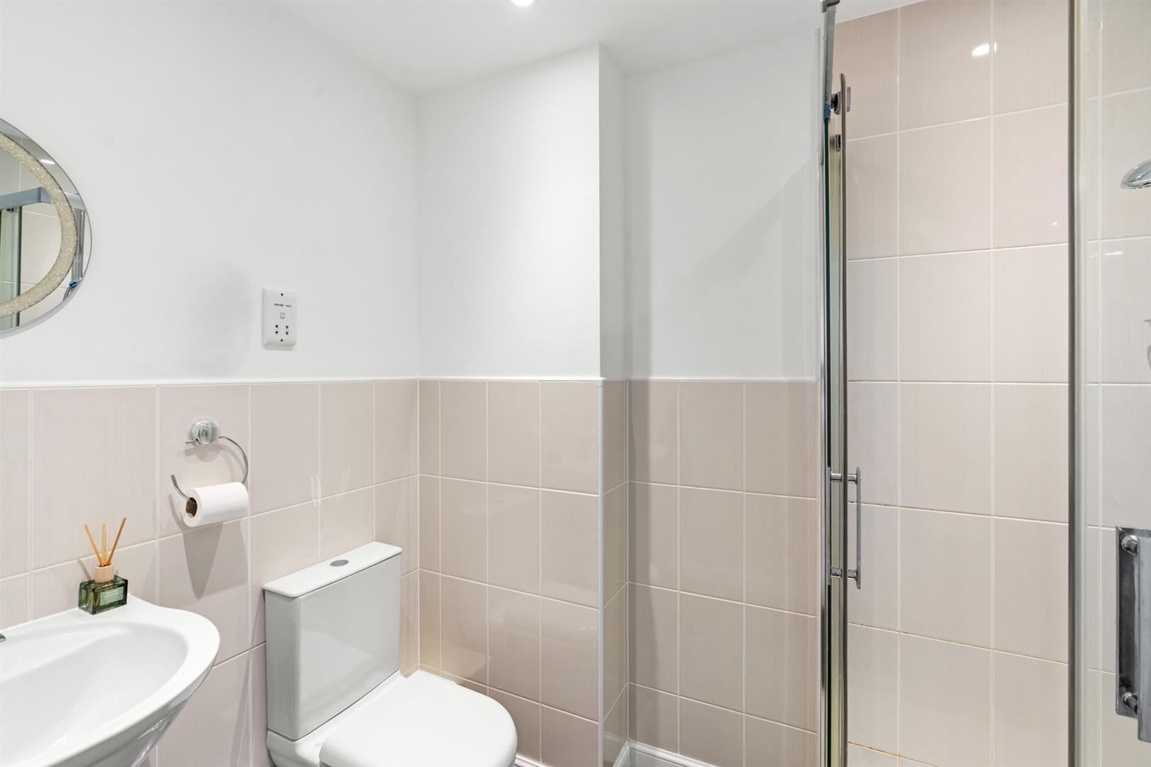 Property Image d1380ae8-4290-425b-96ce-06475e9ea096