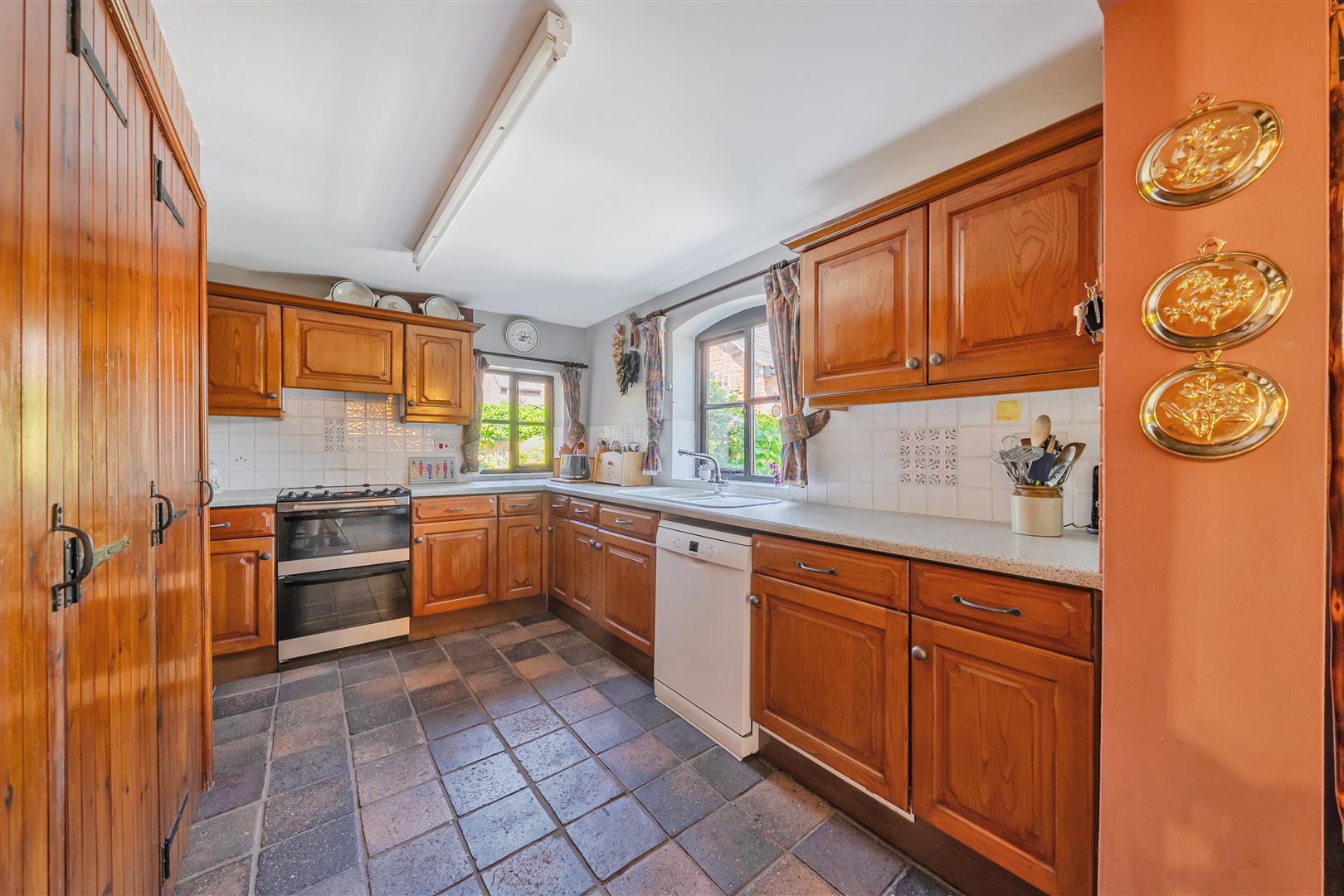 Property Image d14004f1-9198-4740-90d2-28c6af798ed5