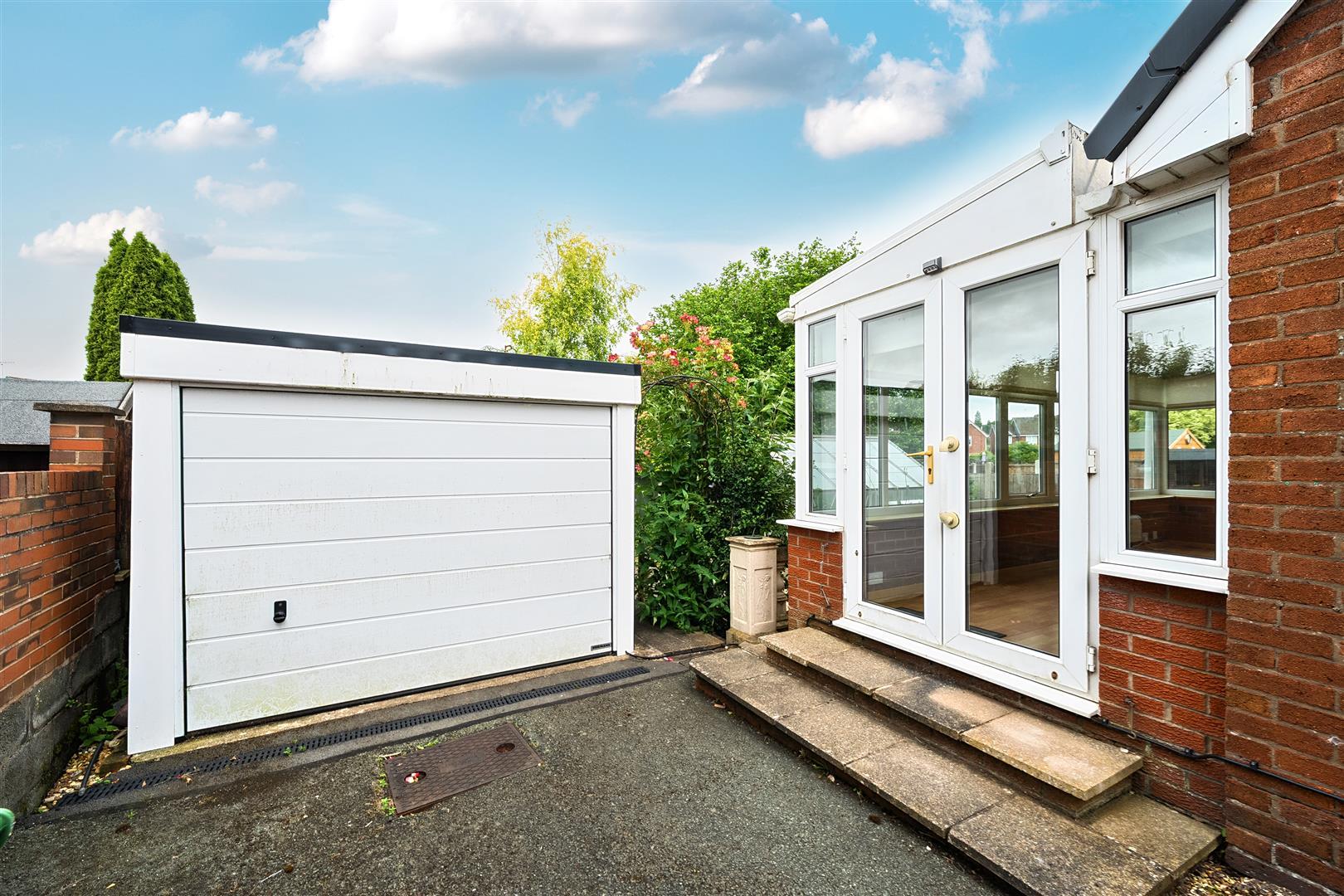 Property Image d143e82f-d8ff-45cc-8b83-51835ecc39cd