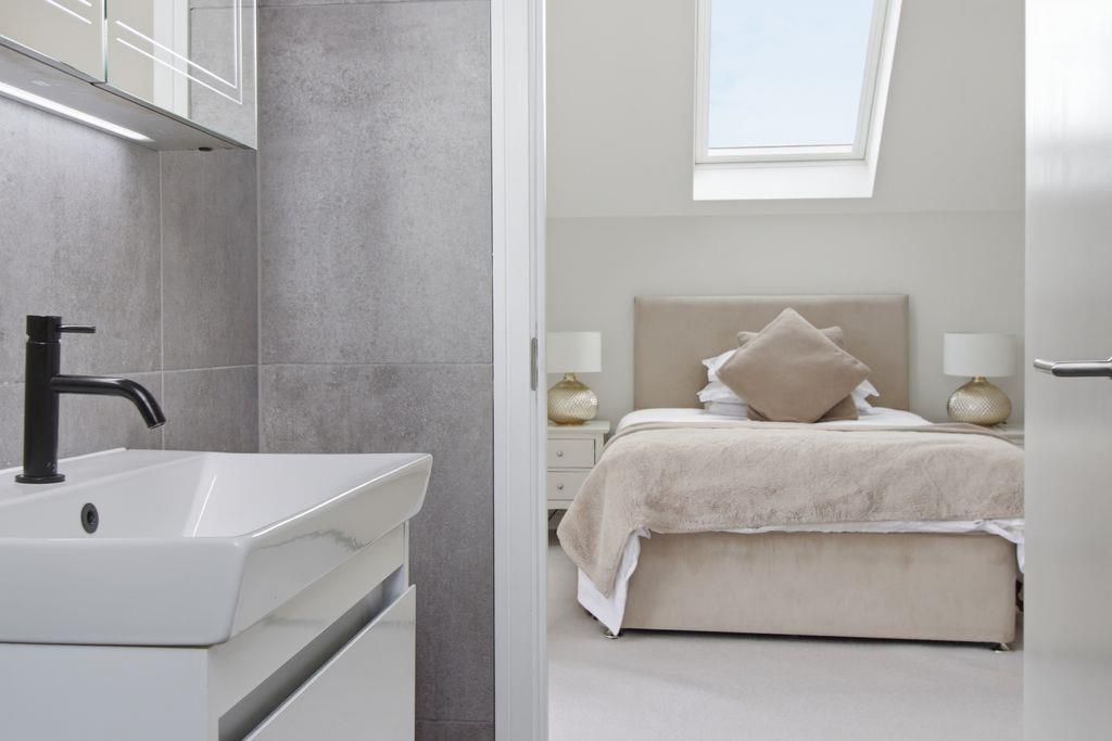 Property Image d14601bc-e5d9-466e-bb04-6de5c03b1edb