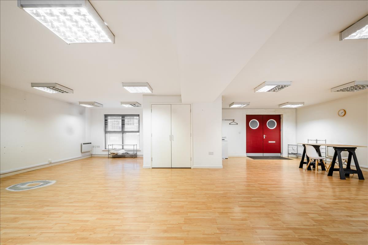Property Image d14f1cc4-60a7-4759-b914-051cc4389f7a