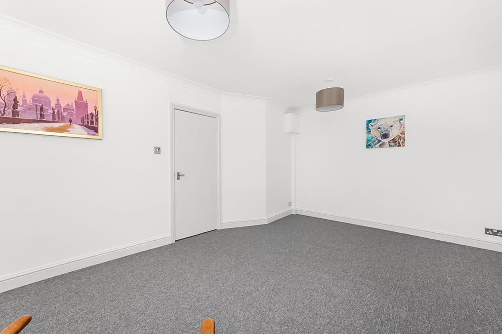 Property Image d1522807-5c54-4ec1-afcb-51b4b60319c7