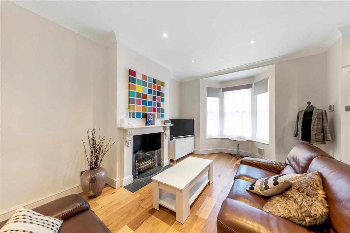 Property Image d157dc83-be4f-41cd-9b3e-e22f350406e7