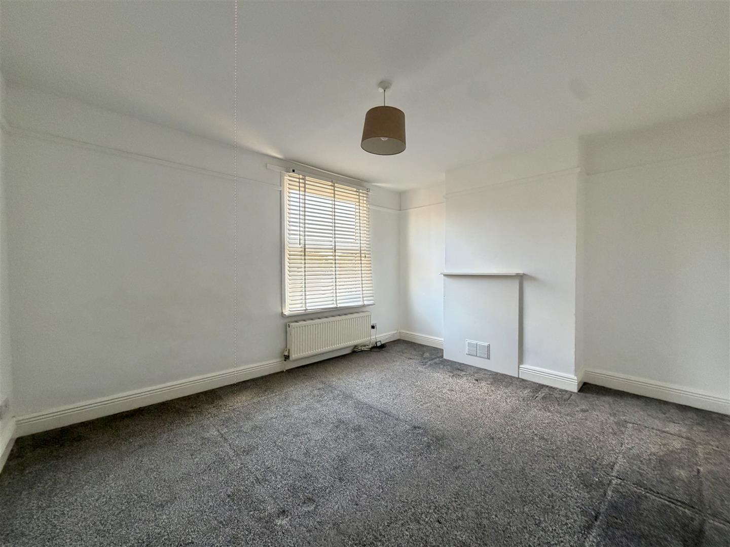 Property Image d15f2bed-df71-4f54-b6d3-5c1021201cef
