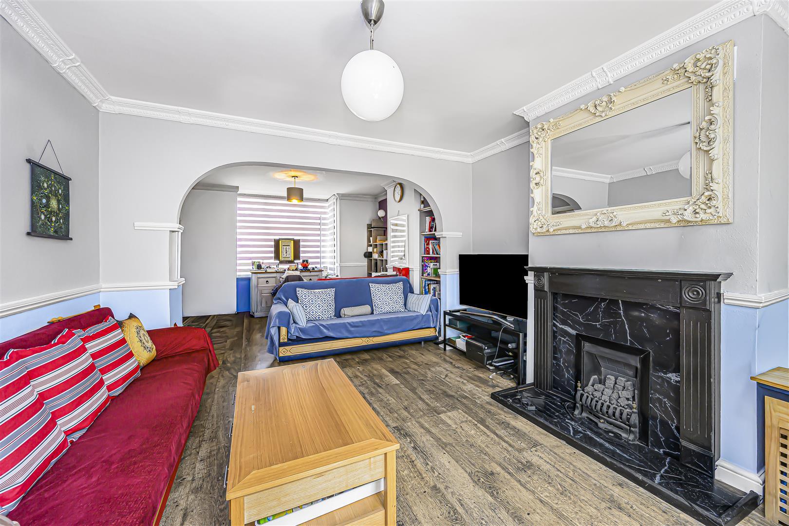 Property Image d16d22e8-3544-46f1-b9ba-fdf1daceac7d