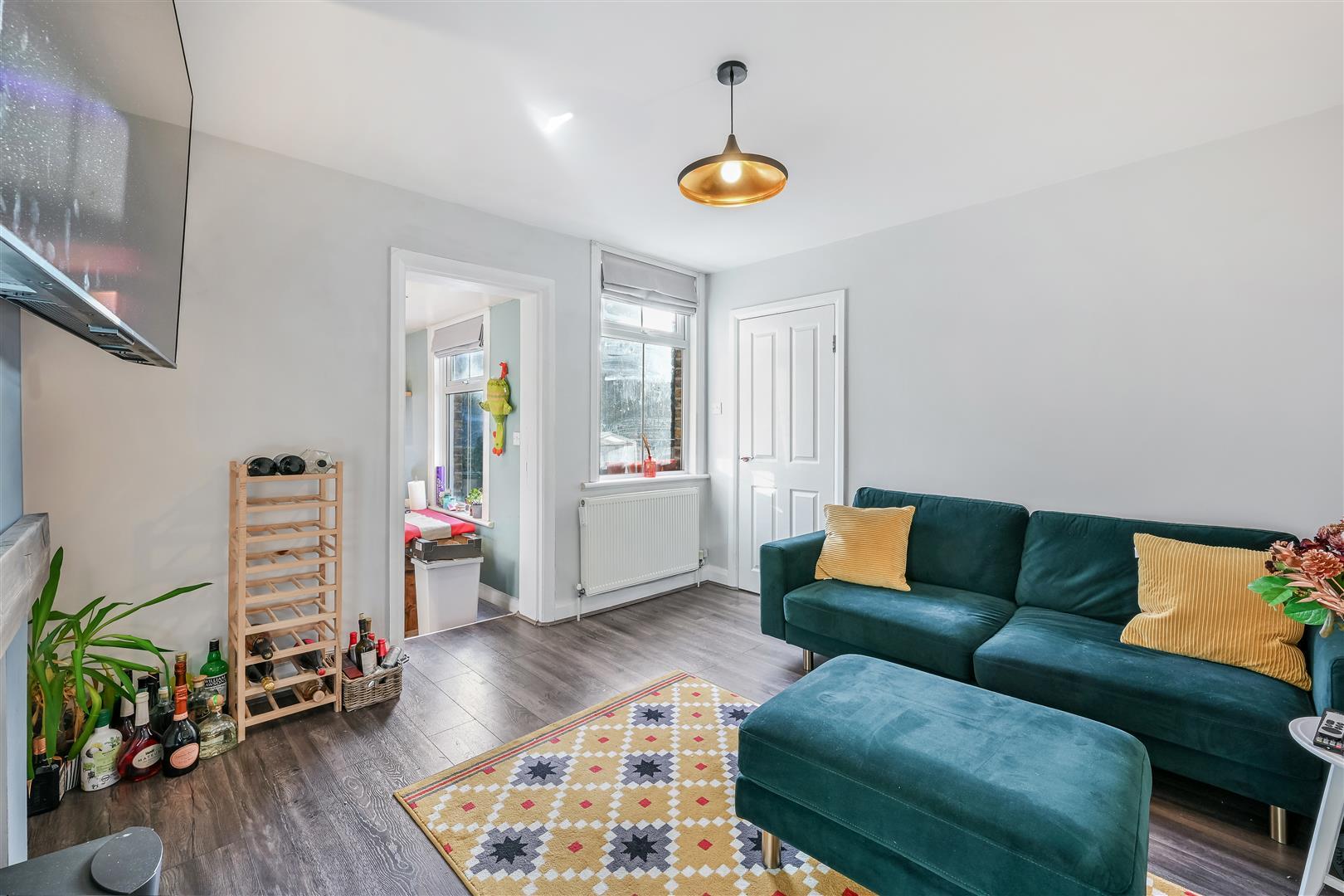 Property Image d16e2893-ea56-450b-b716-09d562dcf293
