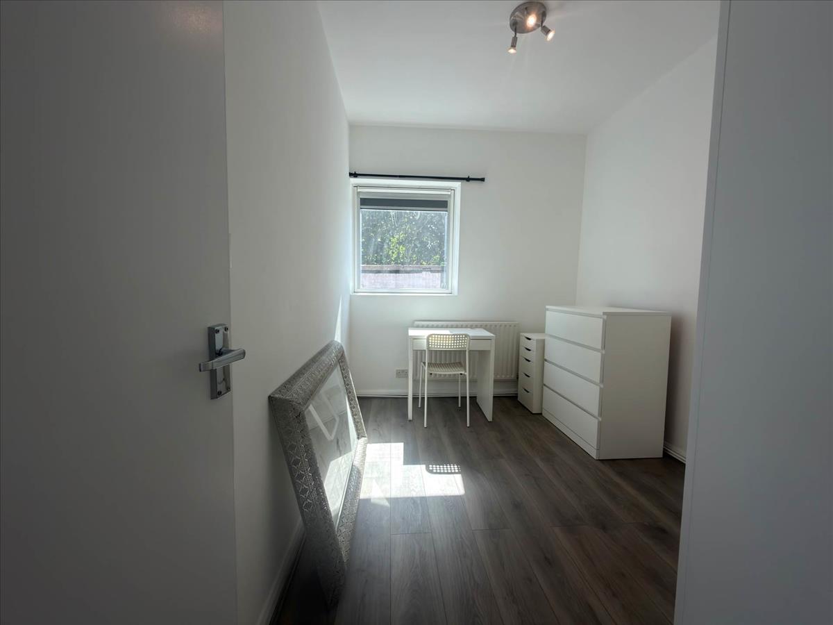 Property Image d170ed65-ed7f-4d8c-84d7-c30b87476276
