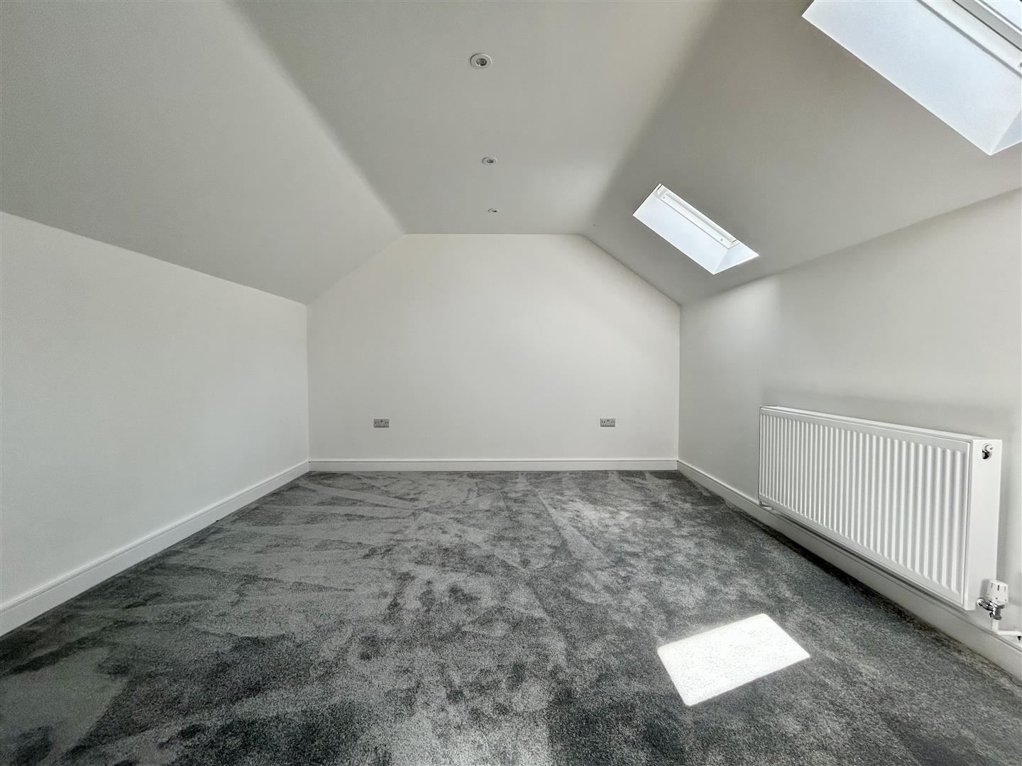 Property Image d172e80b-e4e8-4c56-8af9-fd01e115a6ba