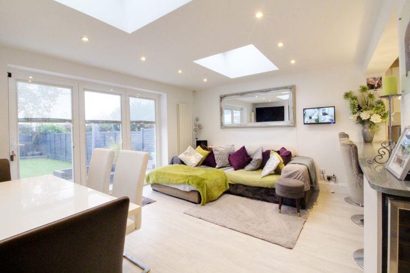 Property Image d176f69f-8694-4de3-b681-f92d718dc0ef