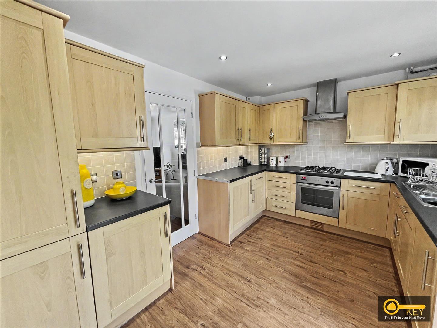 Property Image d185a6ba-2e6d-43af-b0b2-9d1153b5b960